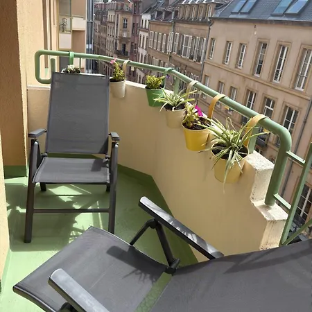 Le Petit Paris-hyper Centre De Avec Parking Apartamento